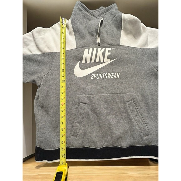 Nike Sportswear Quarter-Zip Pullover – Gray & White – Size Large - Picture 6 of 6